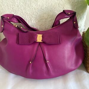Salvatore Ferragamo Magenta Bow-Accent Shoulder Bag